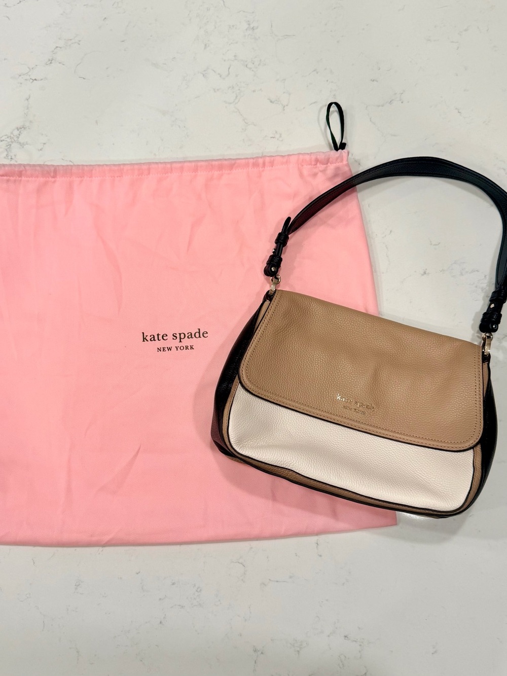 Kate Spade Two-Tone Tan and Cream Leather Hudson Shoulder Bag with Black Trim